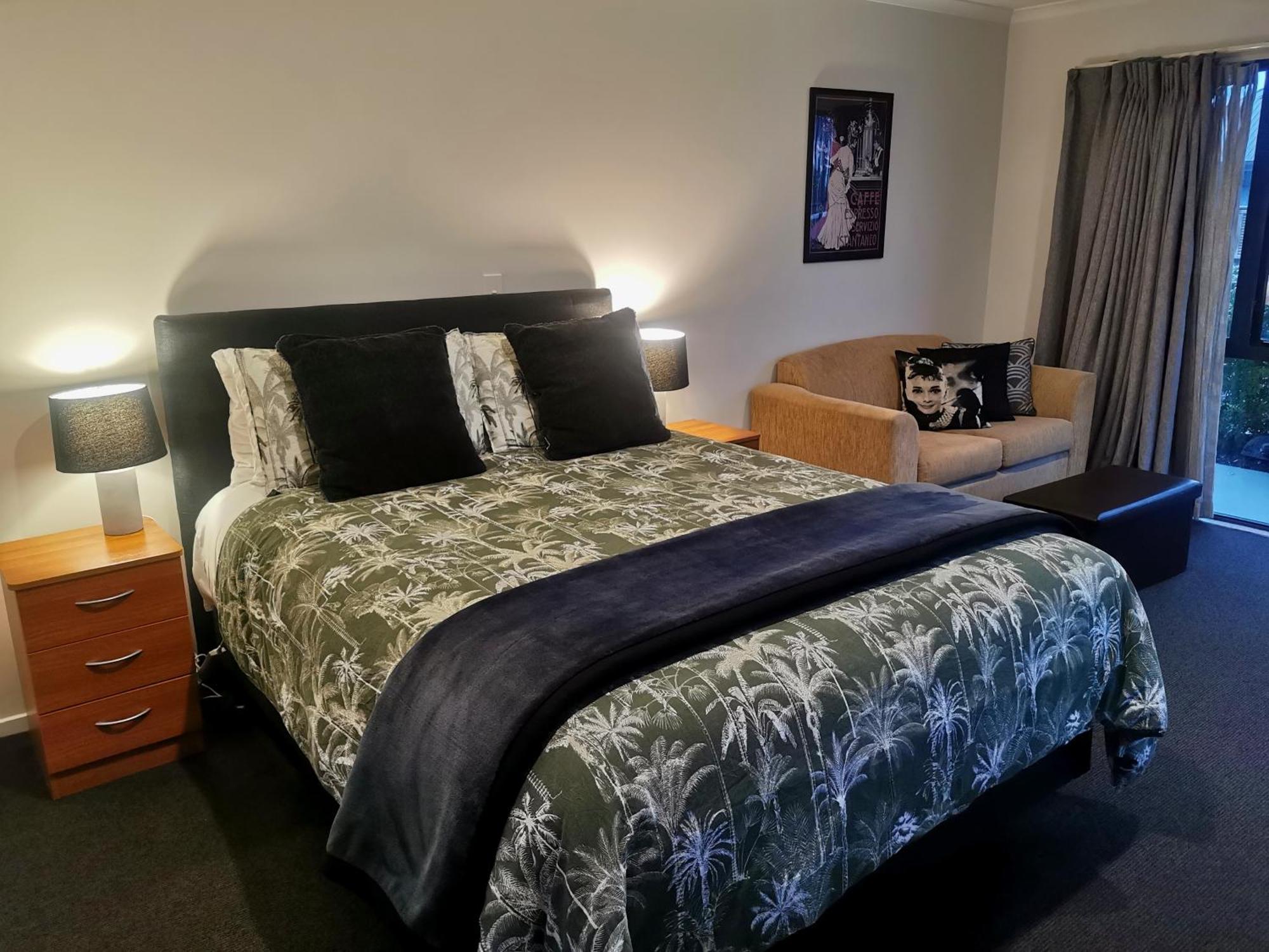 Asure Ascot Motor Motel 4*