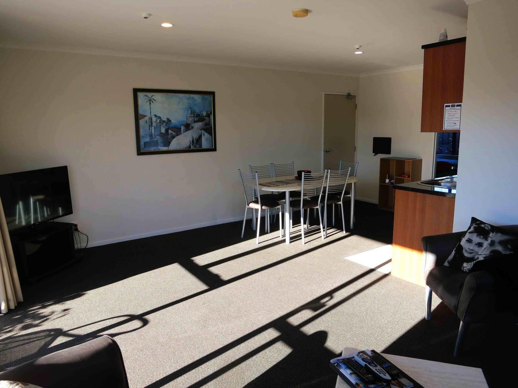 Asure Ascot Motor Motel 4*